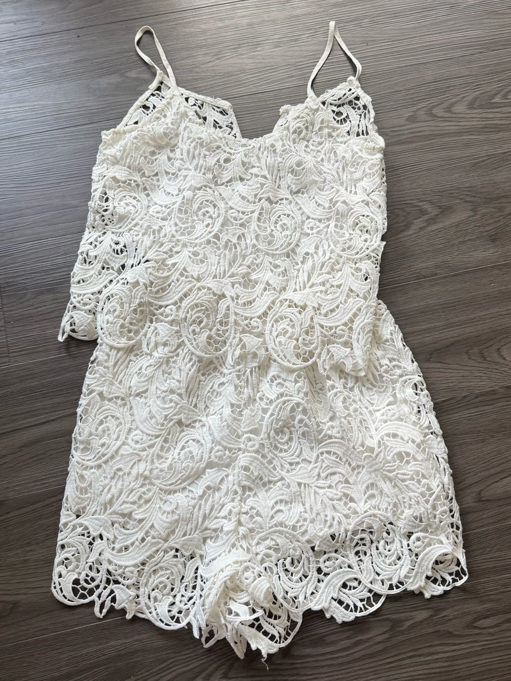 White Lace Spaghetti-Strap Romper with Scallop Hem